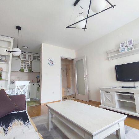 City Point Apartment بودغوريتْسا المظهر الخارجي الصورة