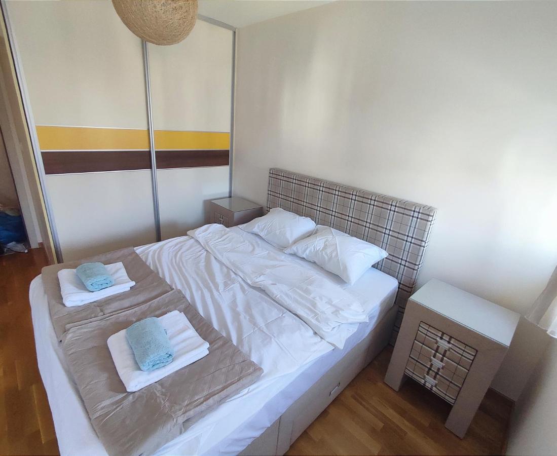 City Point Apartment بودغوريتْسا المظهر الخارجي الصورة