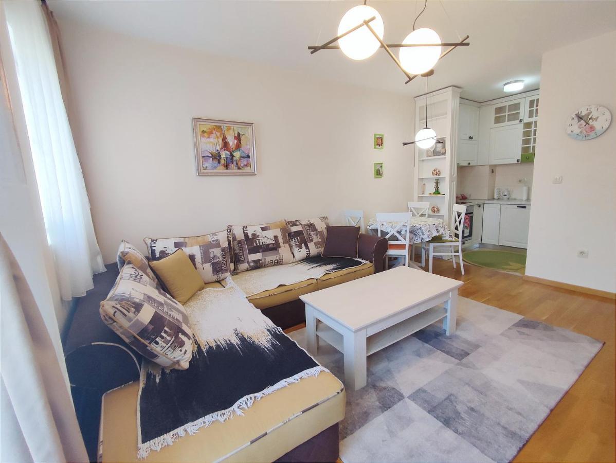 City Point Apartment بودغوريتْسا المظهر الخارجي الصورة
